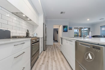Listing image for 35 Ridgedale Street, Haynes  WA  6112