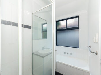 Listing image for 5 Spoonbill Place, Queens Park  WA  6107