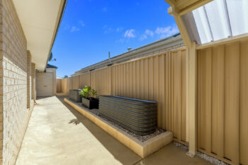 Listing image for 2 Wiroo Way, Byford  WA  6122