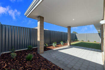 Listing image for 8 Capitola Way, Madora Bay  WA  6210