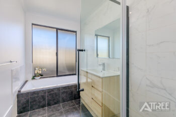 Listing image for 16 Cornforth Way, Piara Waters  WA  6112