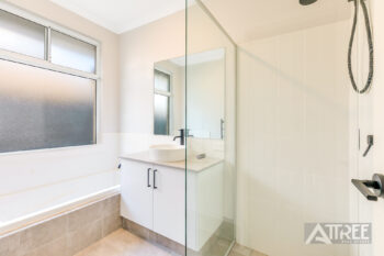 Listing image for 11 Pindalup Street, Piara Waters  WA  6112