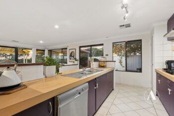Listing image for 2 Quenda Close, Beeliar  WA  6164