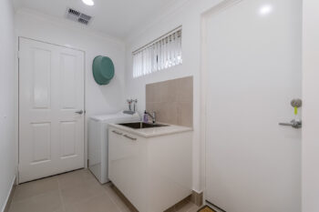 Listing image for 8 Langer Crescent, Champion Lakes  WA  6111