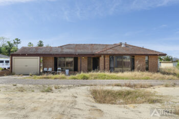 Listing image for 139 Nicholson Road, Canning Vale  WA  6155