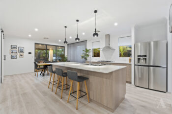 Listing image for 21 Peridot Street, Treeby  WA  6164