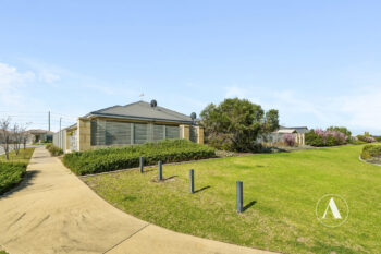 Listing image for 11 Cowes Street, Harrisdale  WA  6112