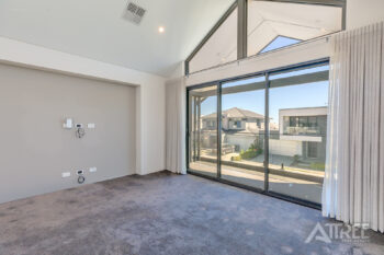 Listing image for 25 Cedarleaf Entrance, Treeby  WA  6164