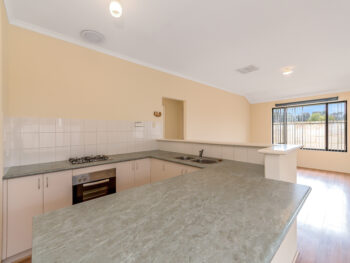Listing image for 8 Binnia Mews, Harrisdale  WA  6112
