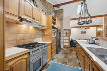 Listing image for 14 Consulate Court, Thornlie  WA  6108