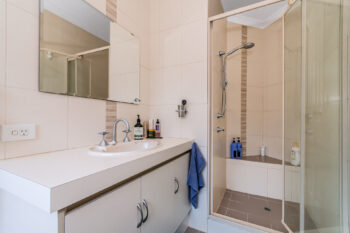 Listing image for 29 Fairfield Gardens, Canning Vale  WA  6155