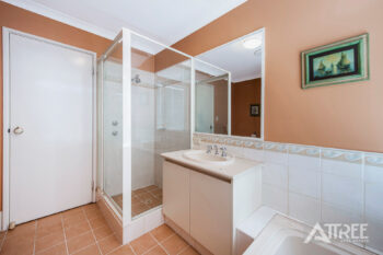 Listing image for 25 Burnside Terrace, Canning Vale  WA  6155