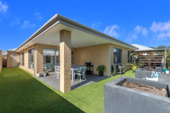 Listing image for 8 Hayford Road, Haynes  WA  6112