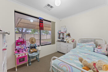 Listing image for 100 Lauterbach Drive, Gosnells  WA  6110