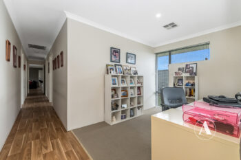 Listing image for 40 Veterans Drive, Byford  WA  6122