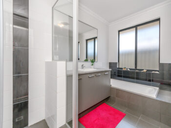 Listing image for 16 Mandalup Road, Haynes  WA  6112