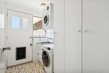 Listing image for 6 Paringa Place, Gosnells  WA  6110