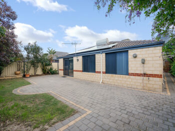 Listing image for 5 Spoonbill Place, Queens Park  WA  6107