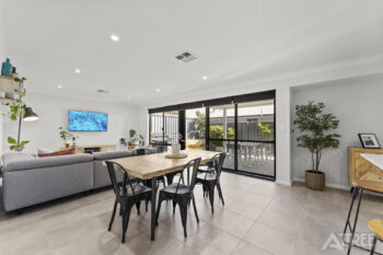 Listing image for 19 Melbourne Loop, Hammond Park  WA  6164