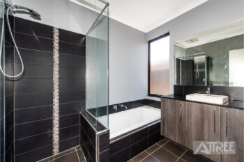 Listing image for 6 Caldwell Parkway, Haynes  WA  6112