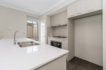 Listing image for 5 Somerset Way, Lakelands  WA  6180