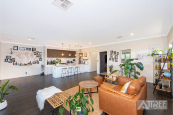 Listing image for 29 Nesbit Drive, Haynes  WA  6112