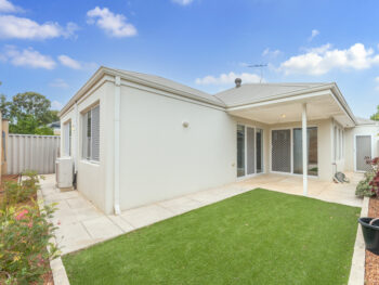 Listing image for 18 Kingway Gardens, Canning Vale  WA  6155