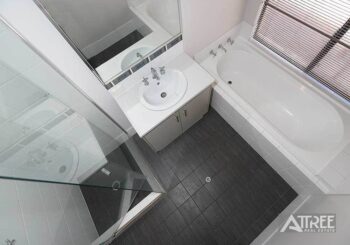 Listing image for 10 Oakleigh Pass, Harrisdale  WA  6112