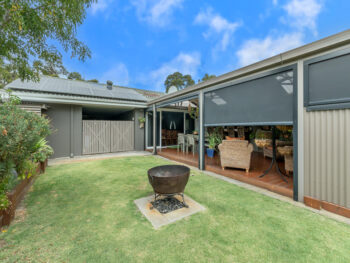Listing image for 15 Empire Way, Thornlie  WA  6108