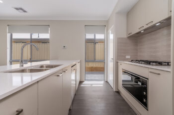 Listing image for 5 Somerset Way, Lakelands  WA  6180