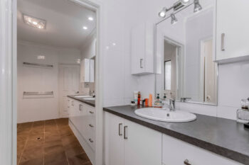 Listing image for 16 Tern Loop, Yangebup  WA  6164