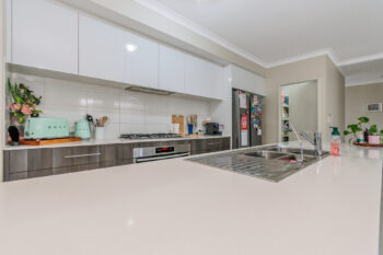 Listing image for 6 Wintergreen Crescent, Treeby  WA  6164