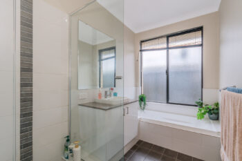 Listing image for 6 Wintergreen Crescent, Treeby  WA  6164