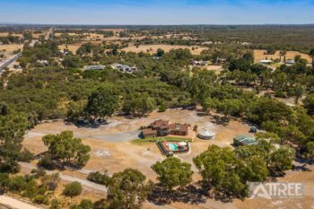 Listing image for 926 Nicholson Road, Oakford  WA  6121