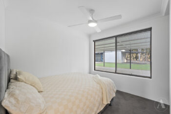 Listing image for 33 Stockmans Close, Oakford  WA  6121