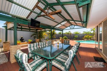 Listing image for 11 The Crest, Canning Vale  WA  6155