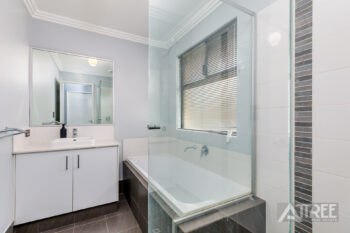 Listing image for 8 Grapestone Road, Piara Waters  WA  6112