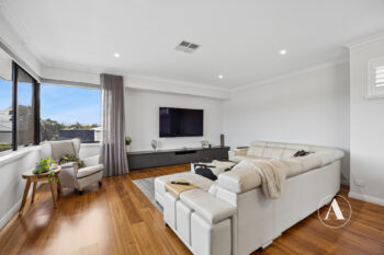 Listing image for 26 Sawyer Way, Salter Point  WA  6152