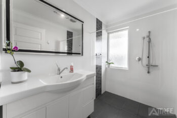 Listing image for 61 Murchison Way, Gosnells  WA  6110