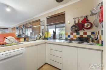 Listing image for 9 Hickory Drive, Thornlie  WA  6108