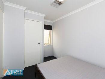 Listing image for 4/11 Carnation Street, Canning Vale  WA  6155