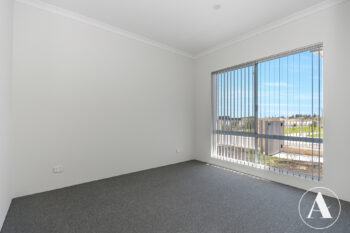 Listing image for 56 Lighthouse Grove, Madora Bay  WA  6210