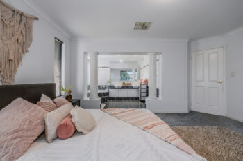 Listing image for 19 Jilakin Loop, Canning Vale  WA  6155