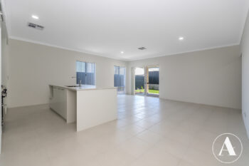Listing image for 5 Siesta Way, Madora Bay  WA  6210