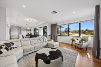 Listing image for 26 Sawyer Way, Salter Point  WA  6152