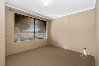 Listing image for 9 Barton Loop, Piara Waters  WA  6112