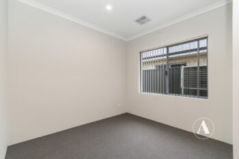 Listing image for 100 Dotterel Way, East Cannington  WA  6107