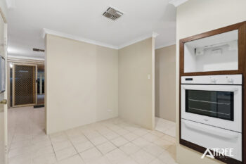 Listing image for 2/4 MacKay Crescent, Gosnells  WA  6110