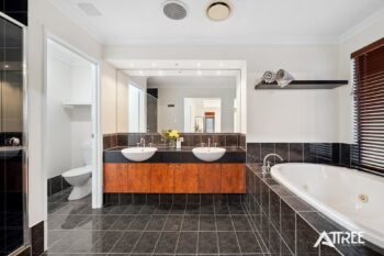 Listing image for 16 Mildura Way, Harrisdale  WA  6112