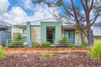 Listing image for 11 Regatta Boulevard, Champion Lakes  WA  6111